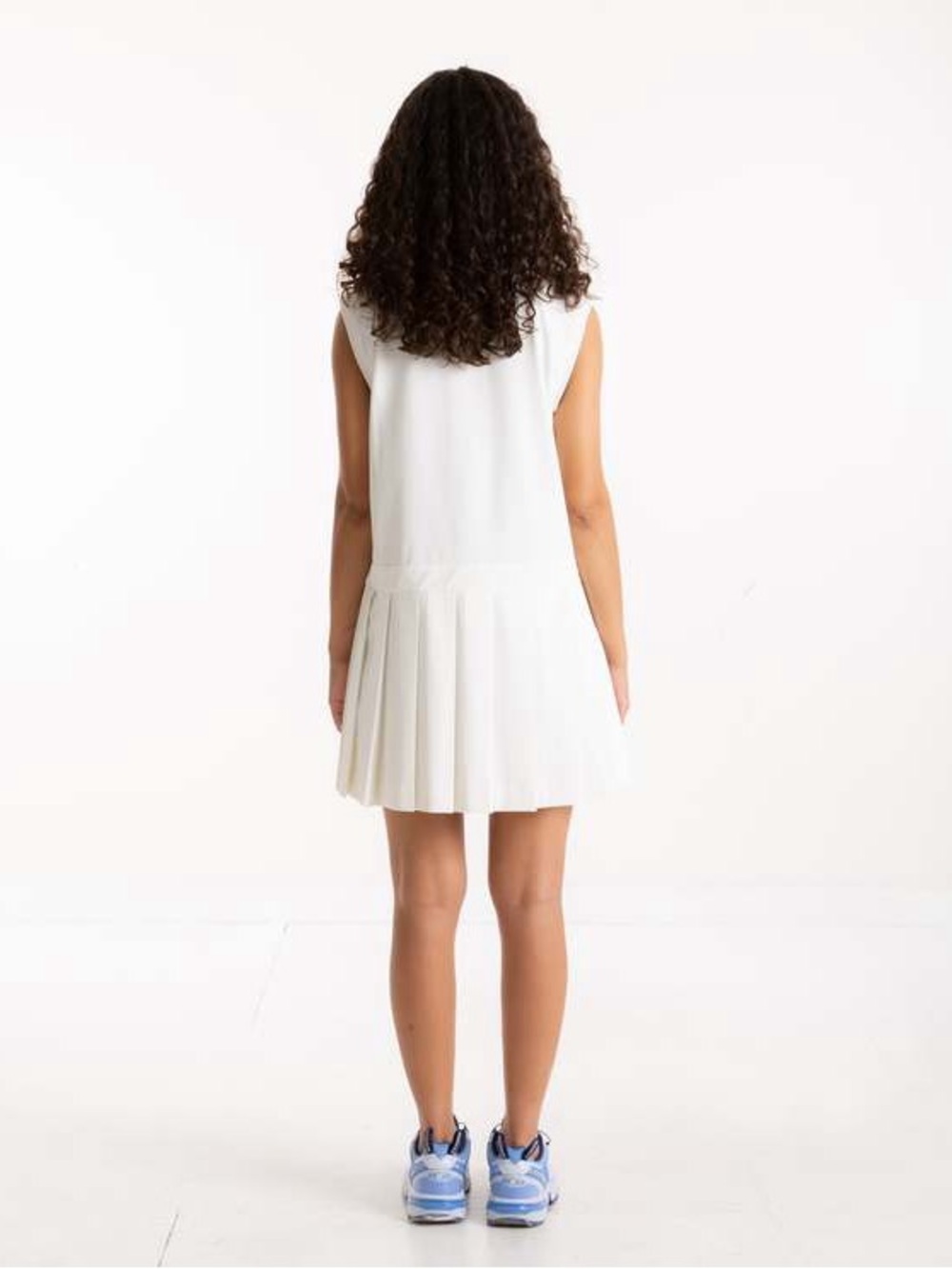Malbon Devon Dress White Size 8 Golf Dress - Picture 4 of 9